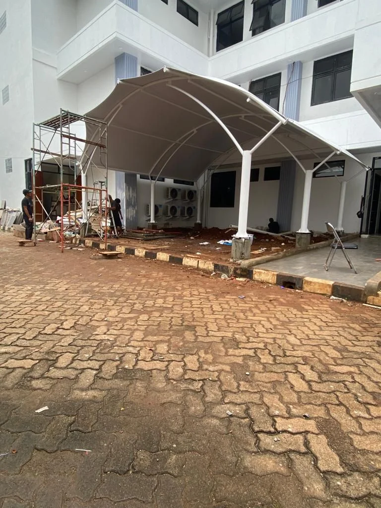 Tenda Membran Kerucut Conical